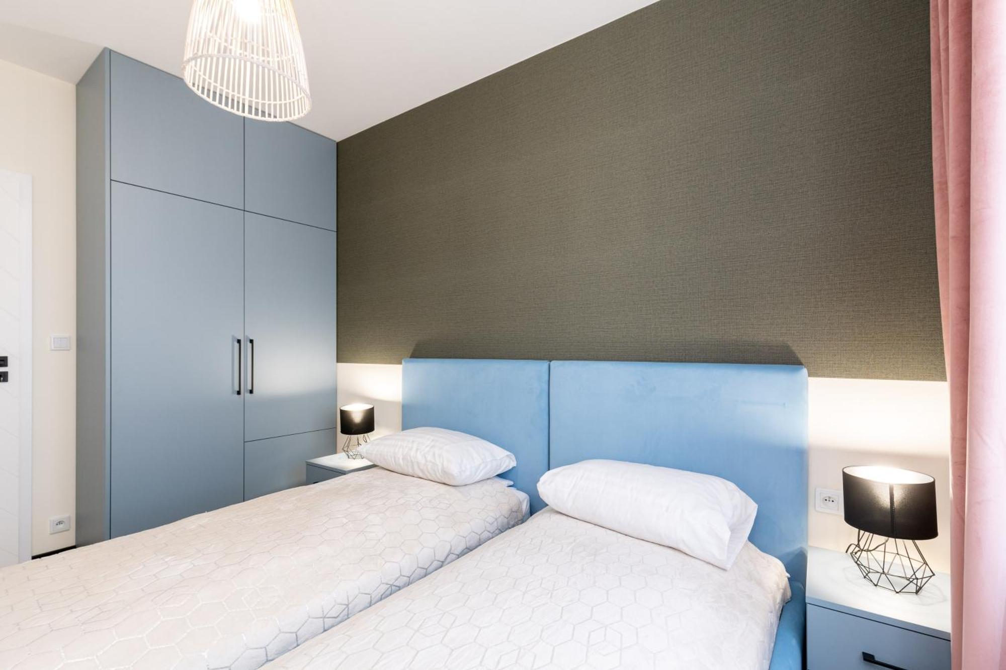 Saska Park Apartments Krakow Bagian luar foto